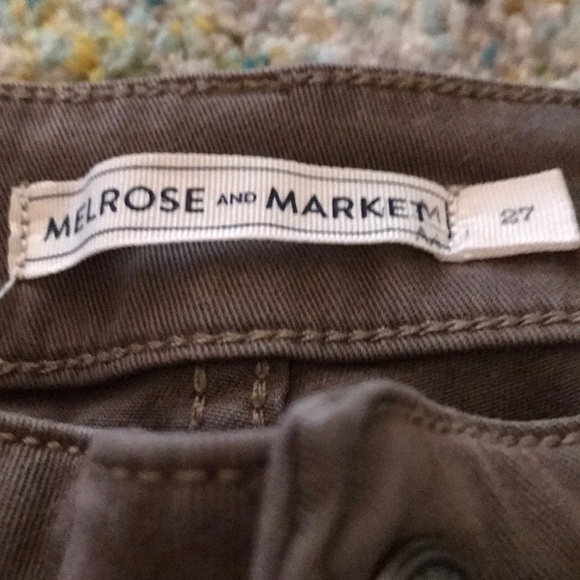 Melrose and Market skinny chinos in olive - Picture 4 of 5